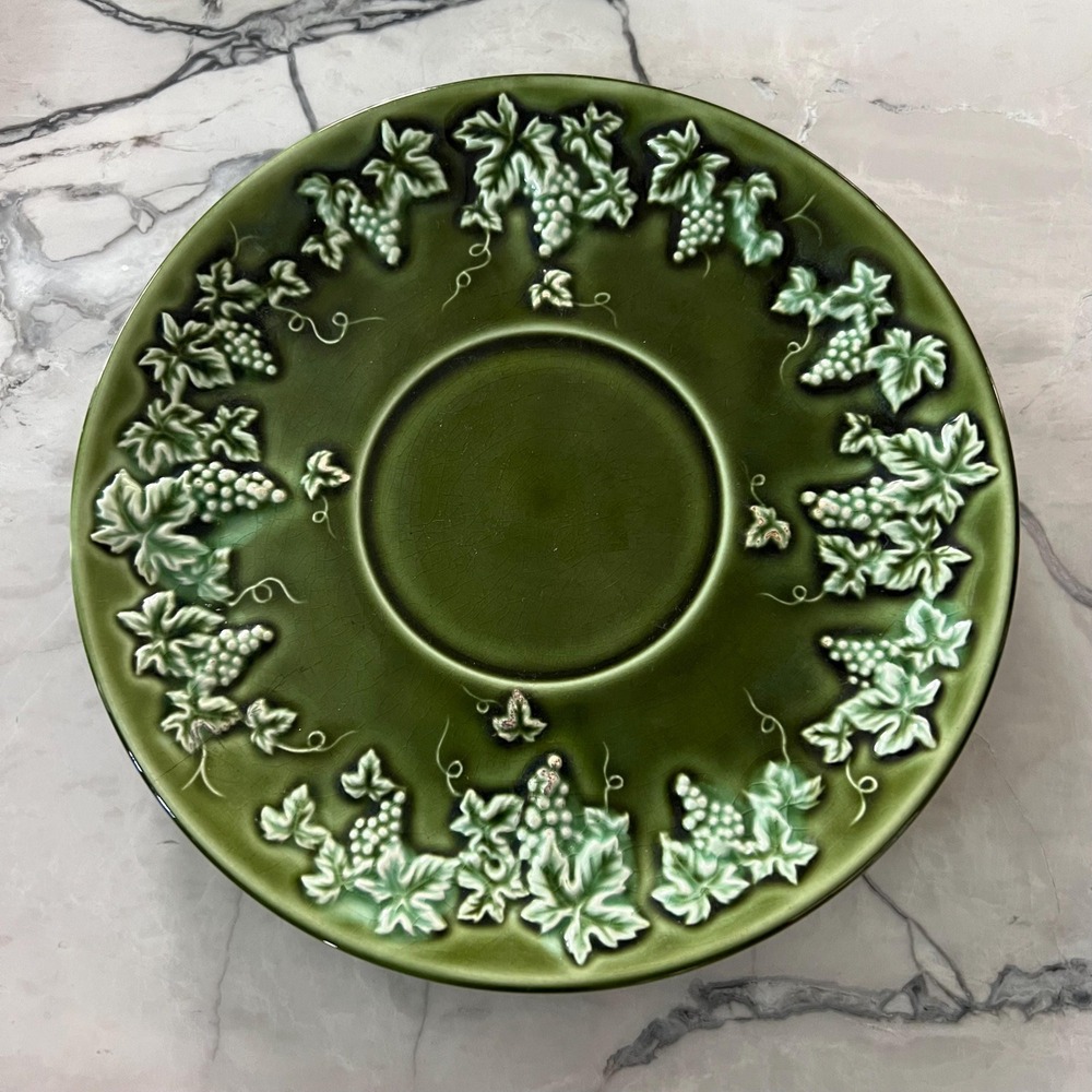 Lefton Grape Vine Harvest Green‎ 8" dish